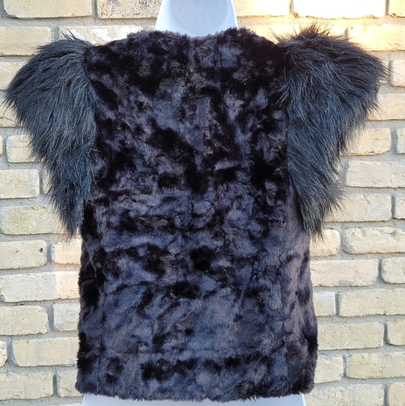 Neiman Marcus Skaist Taylor Faux Fur Vest Sz Small - Picture 2 of 12